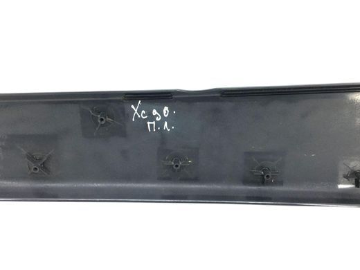 Декоративные накладки передние левые VOLVO XC90 2002-2014 8626994, 8626994, A
