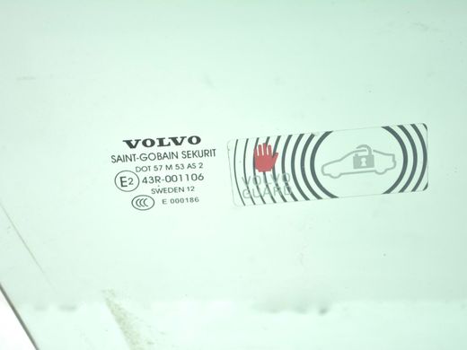 Стекло двери переднее правое VOLVO V50 P12 2010-2012 30779422, 30779422, A