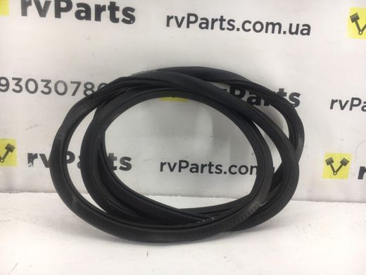 Уплотнитель двери передний правый JEEP RENEGADE 2014- 68256274AA, 68256274AA, A