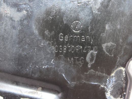 Защита ремня AUDI Q5 2008-2012 (ГРМ) 038109147D, 038109147D, A