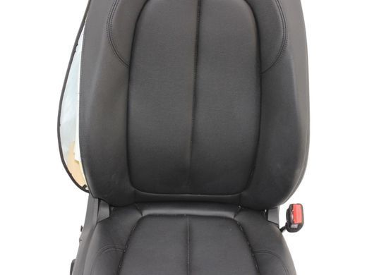 Сиденье переднее правое BMW X1 F48 2015-2019 (електричне, без Airbag, з підголовником, дефект) 52107314230, 52107314230, B