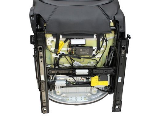 Сиденье переднее правое BMW X1 F48 2015-2019 (електричне, без Airbag, з підголовником, дефект) 52107314230, 52107314230, B