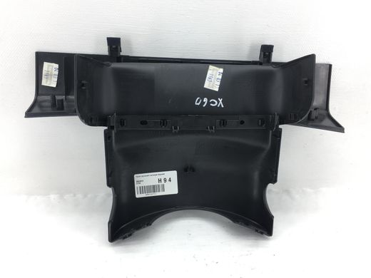 Чохол рульової колонки верхній VOLVO XC60 2008-2013 (39852245) 8648402, 8648402, A