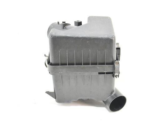 Корпус повітряного фільтра TOYOTA RAV4 CA30W 2005-2010 (в зборі) 1770026330, 1770026330, A