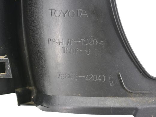 Накладка двери багажника верхняя задняя правая TOYOTA RAV4 CA30W 2005-2010 76803-42040-C0, 76803-42040-C0, B