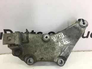 Кронштейн MERCEDES E220 W212 2012-2016 (впускного коллектора) A6510940039, A6510940039, A