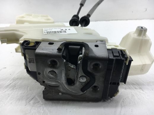 Замок дверей передній правий JEEP RENEGADE 2018- 68268739AA, 68268739AA, A