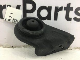 Кронштейн радиатора правый HYUNDAI SANTA FE CM 2006-2009 253332B100, 253332B100, A