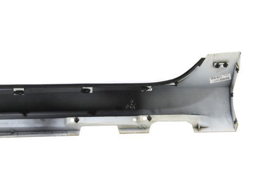 Накладка порога права VOLVO V60 Y20 2013-2018 (39811950, дефект) 32270137, 32270137, B