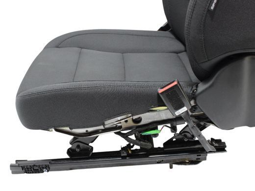 Сиденье переднее правое POLESTAR 2 2020- (електричне, без Airbag, з підголівником) 32206675, 32206675, A