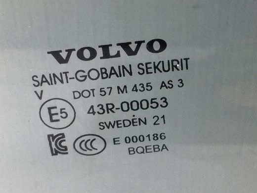 Стекло двери заднее левое VOLVO XC60 2017- 32244876, 32244876, A