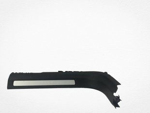 Накладка порога передня права внутрішня VOLVO XC60 2017- 31448015, 31448015, A