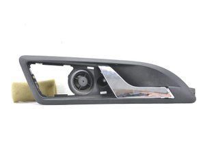 Ручка дверей внутрішня передня права SKODA YETI 2009-2013 (в зборі з динаміком 1Z0035411P) 1Z0837248, 1Z0837248, B