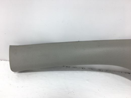Накладка стойки лобового стекла левая CHEVROLET TRAX U200 2013-2016 (з динаміком 13240950) 42347788, 42347788
