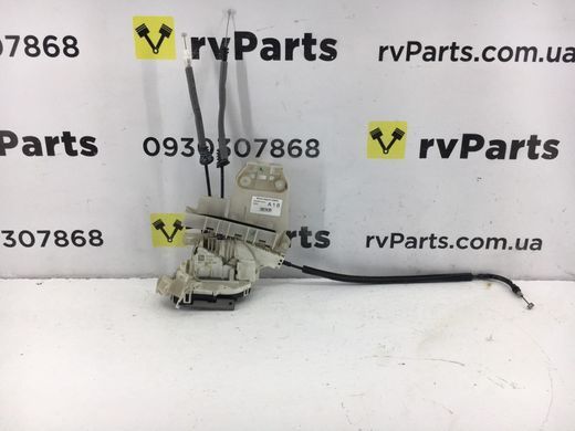 Замок дверей задній правий JEEP RENEGADE 2014- 68268740AA, 68268740AA, A