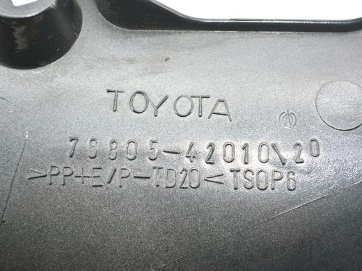 Накладка крышки багажника нижняя правая TOYOTA RAV4 CA30W 2005-2010 7680542010, 7680542010, B