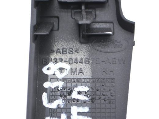 Накладка торпедо правая LAND ROVER RANGE ROVER EVOQUE L538 2011-2015 (BJ32044B78ABW) LR026052, LR026052, A